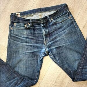 Momotaro Selvedged Japanese Tapered Denim Pink Stitches Made in JP-36